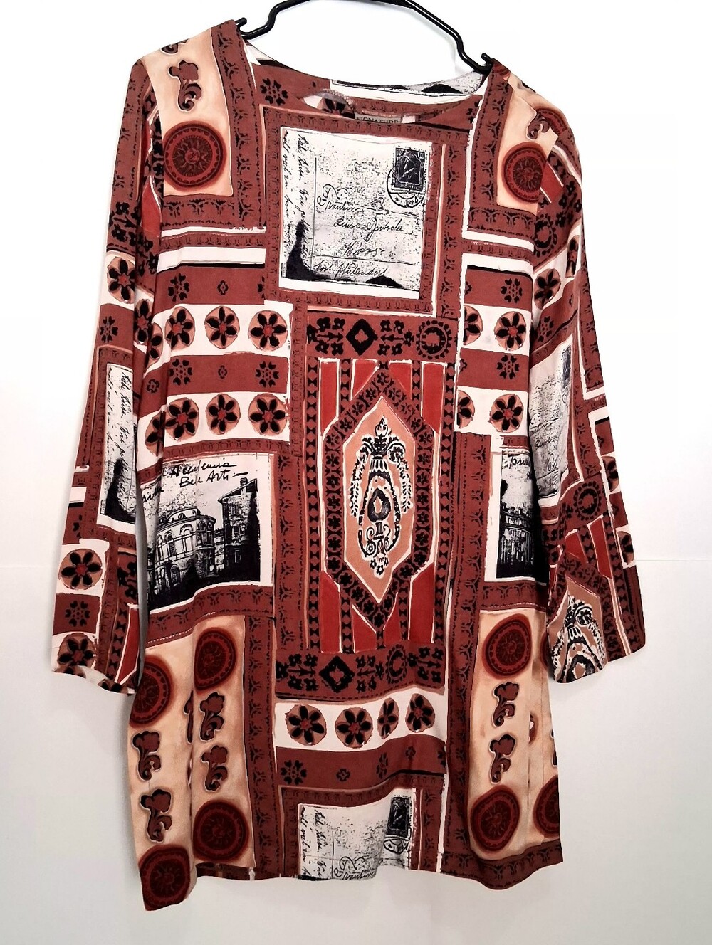 Signature Rust and Cream Geometric Tunic Size Medium